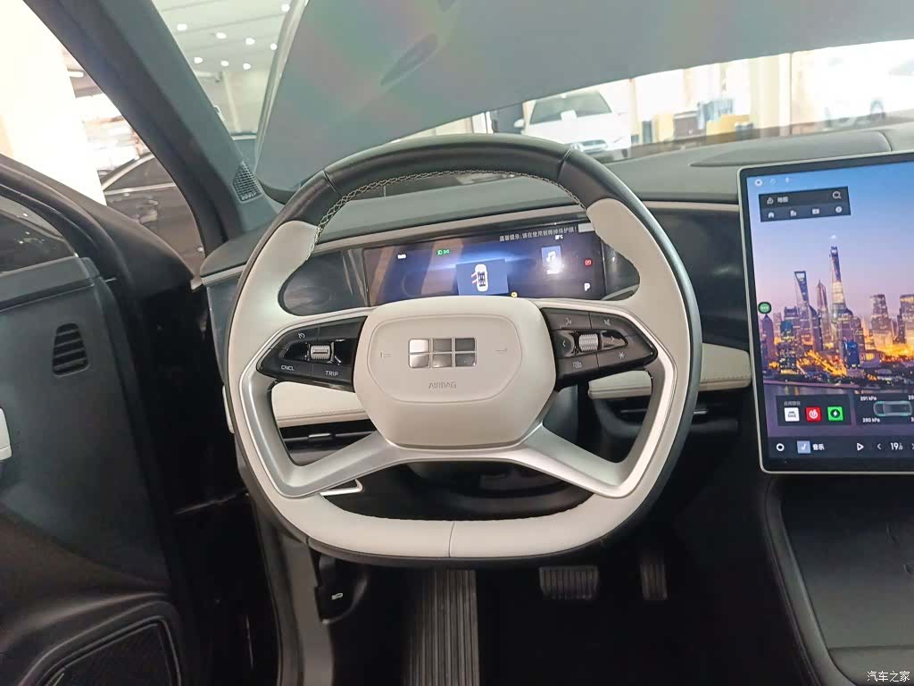Geely Galaxy L7, 2023 7