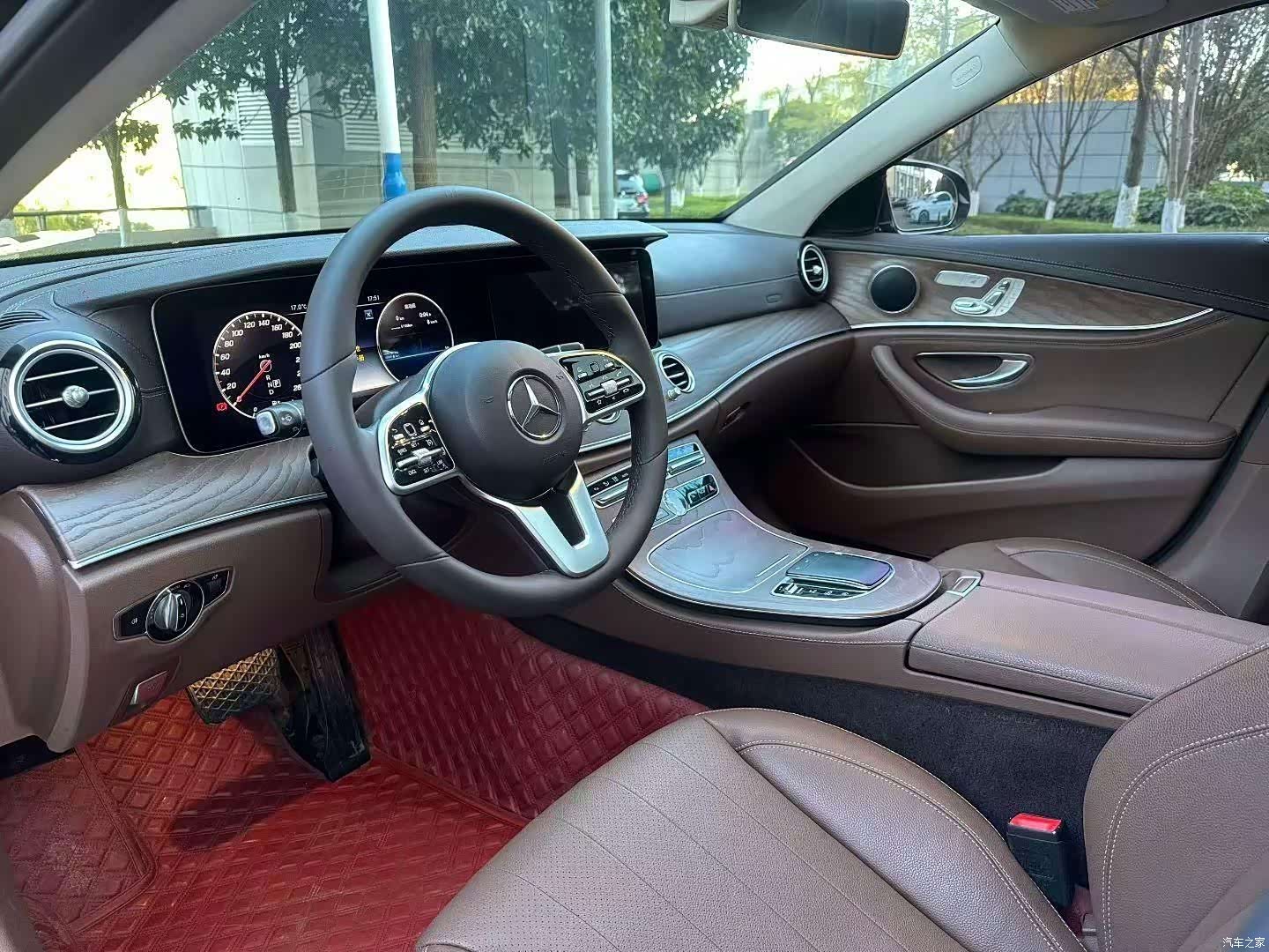 Mercedes-Benz E-Class, 2020 4