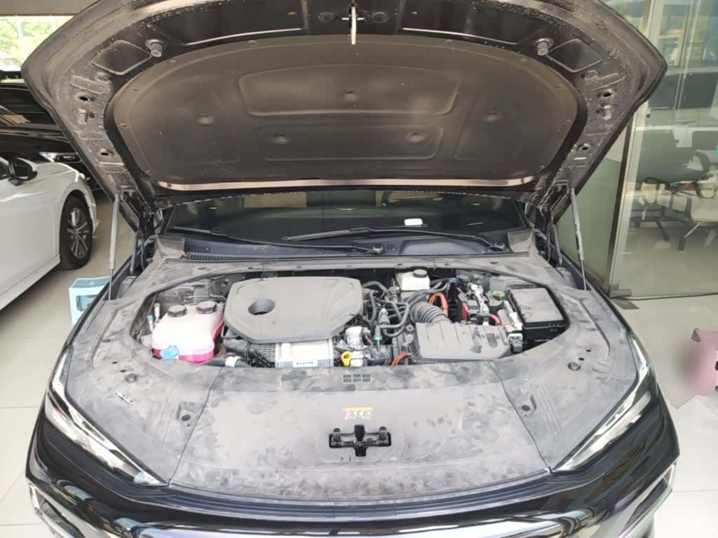 Geely 8, 2025 20