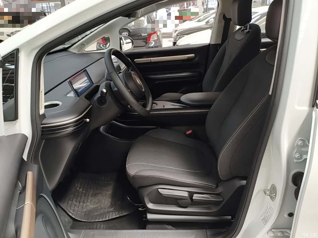 Wuling 460, 2024 15