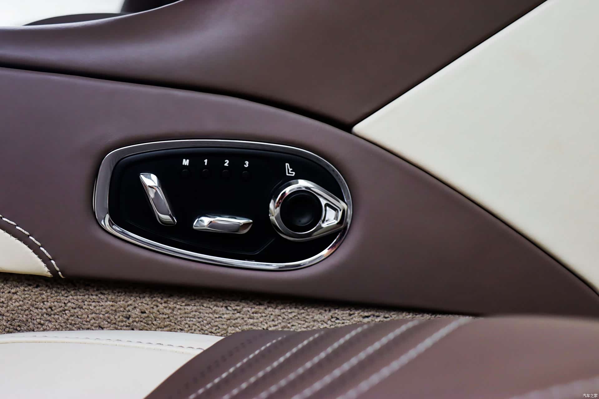 Aston Martin DB11, 2018 10