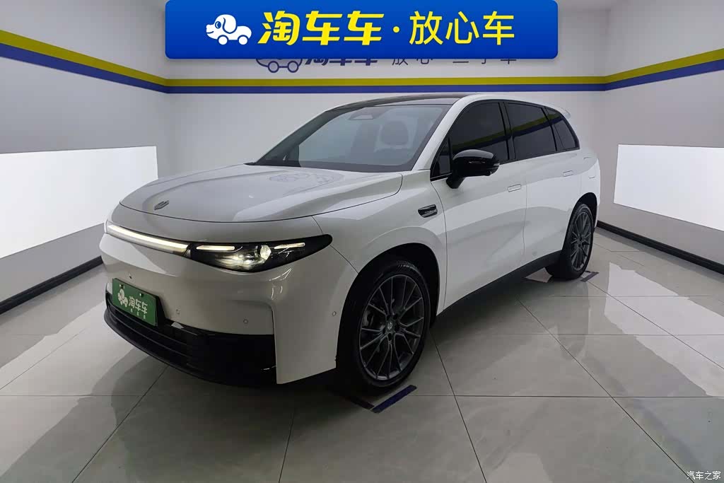 Leapmotor C10