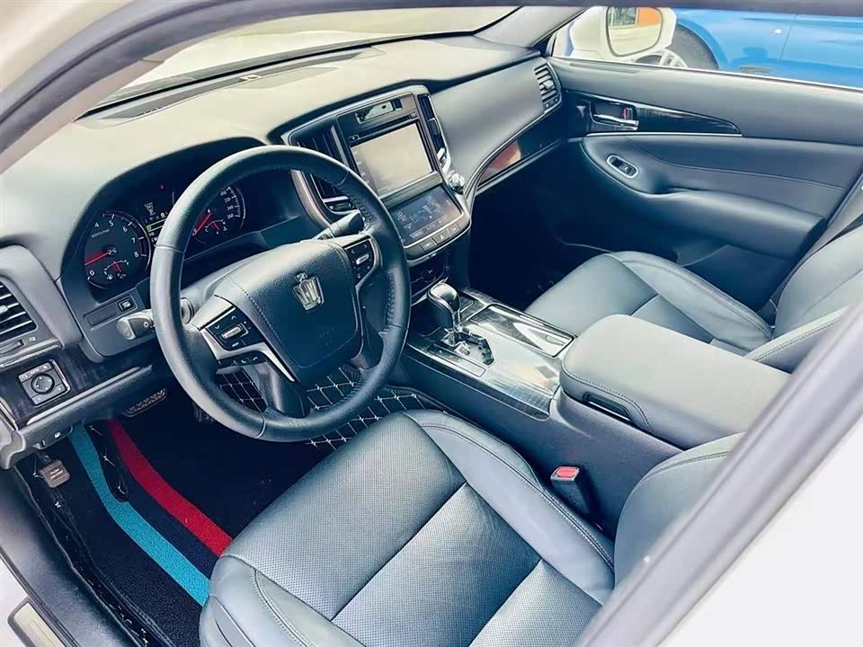 Toyota crown Toyota crown