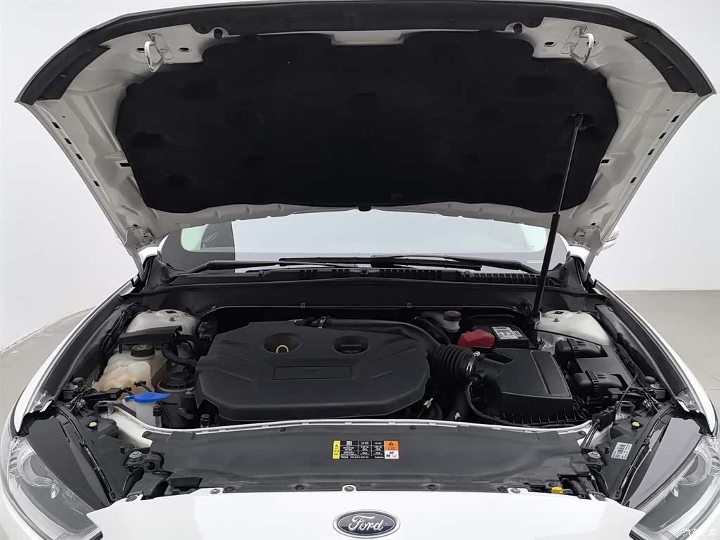 Ford Mondeo, 2016 6