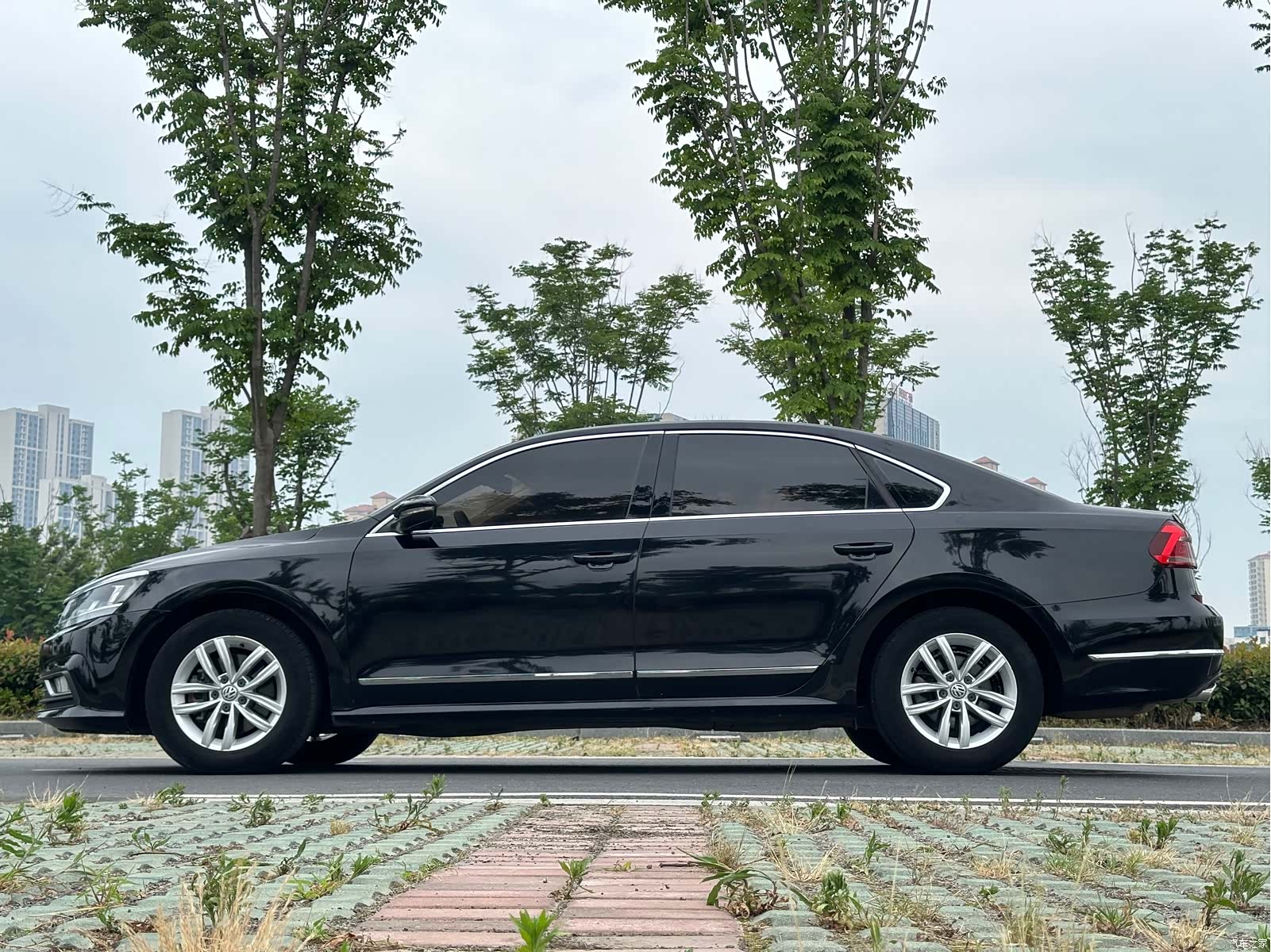 Volkswagen Passat, 2016 3