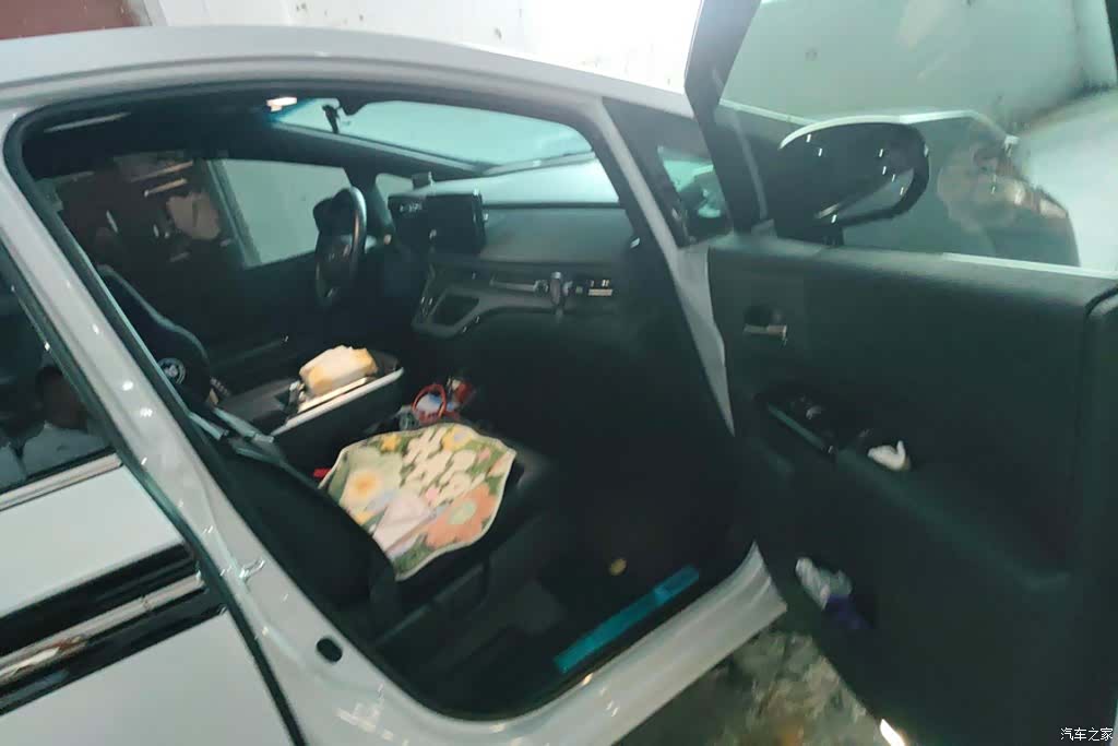 Honda Elysion, 2025 8