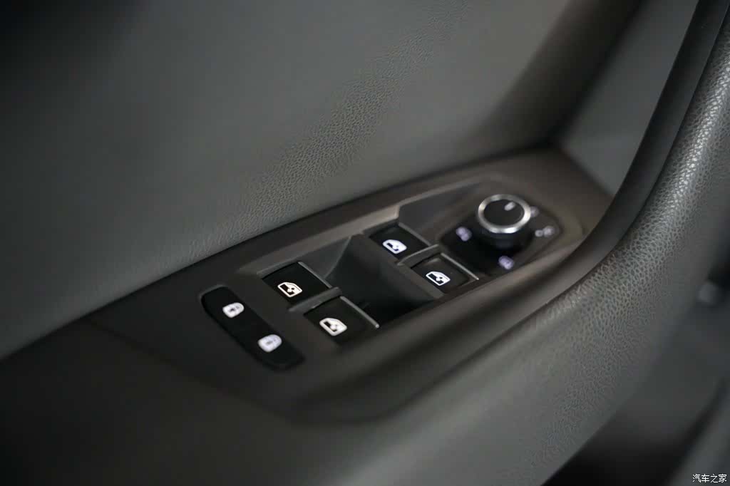 Volkswagen Touareg, 2022 13