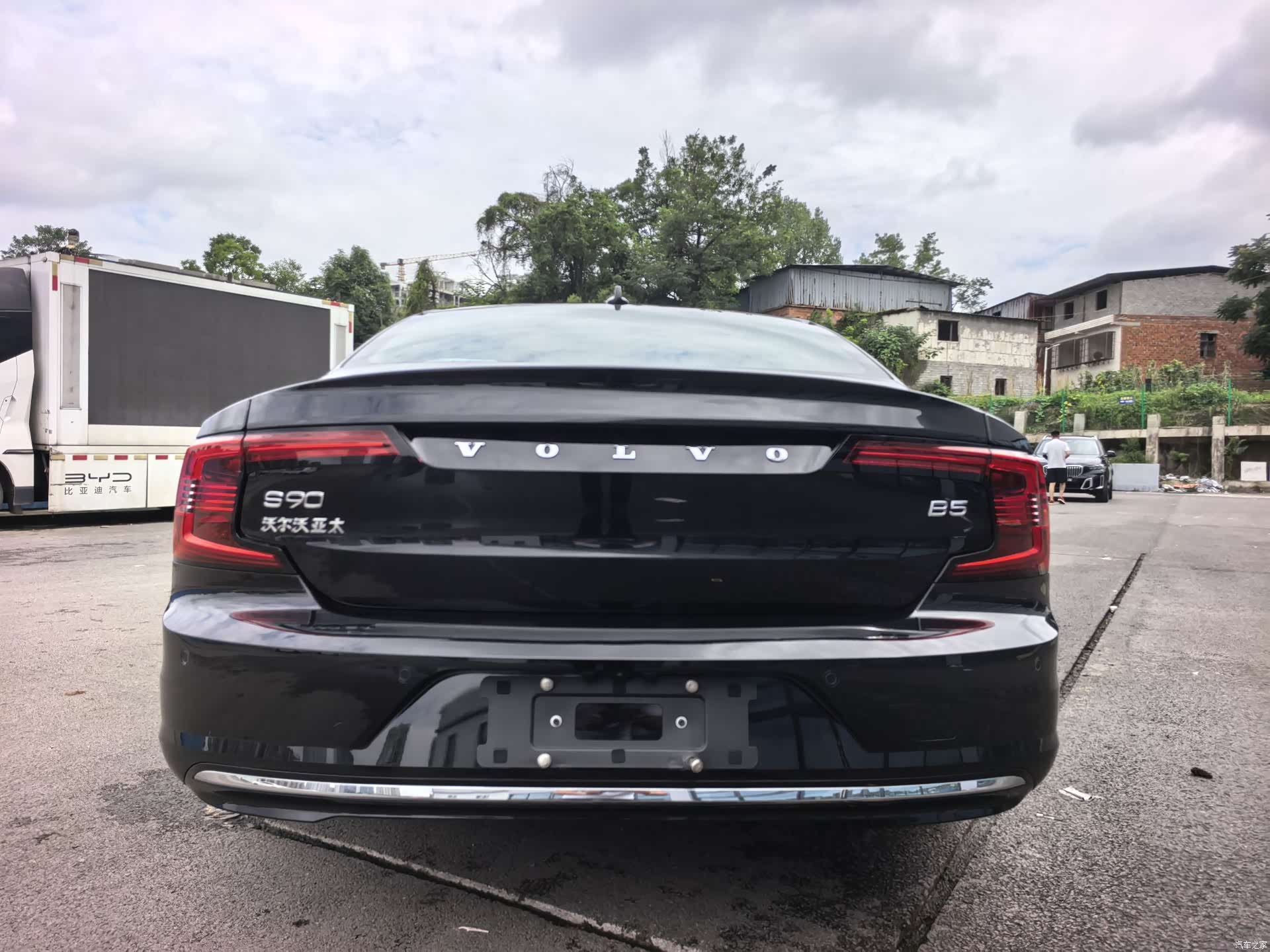 Volvo S90, 2025 все фото