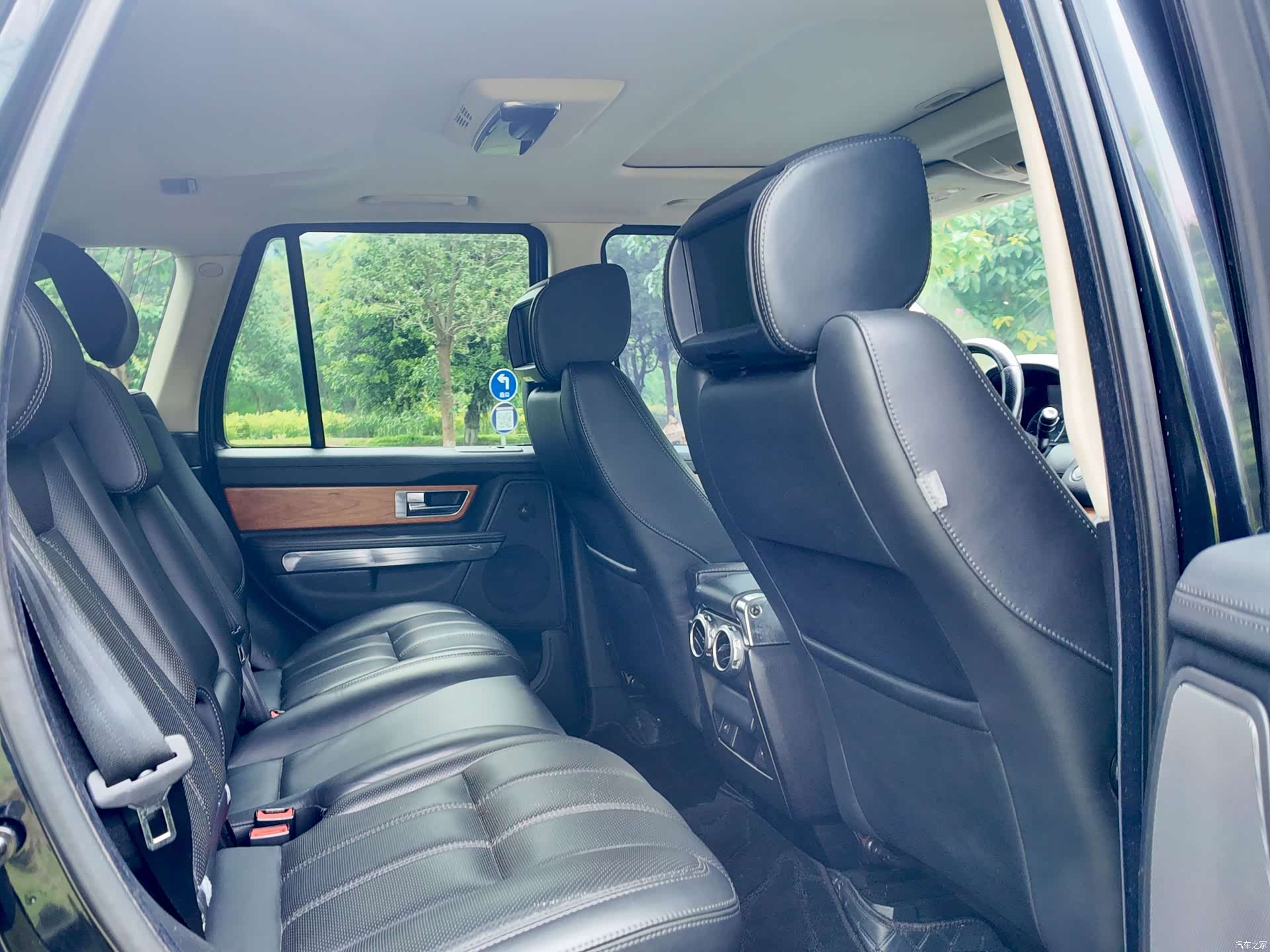 Land Rover Range Rover, 2011 53