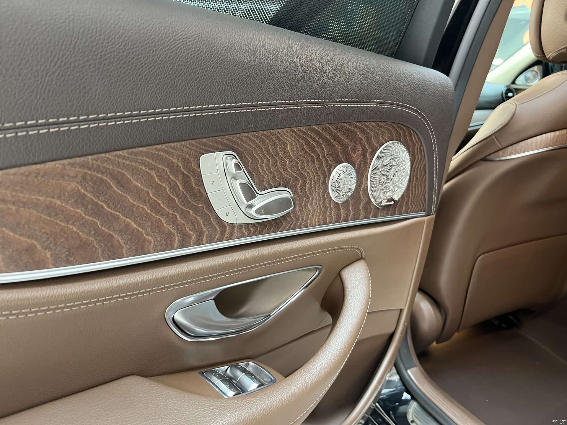 Mercedes-Benz E-Class, 2021 4