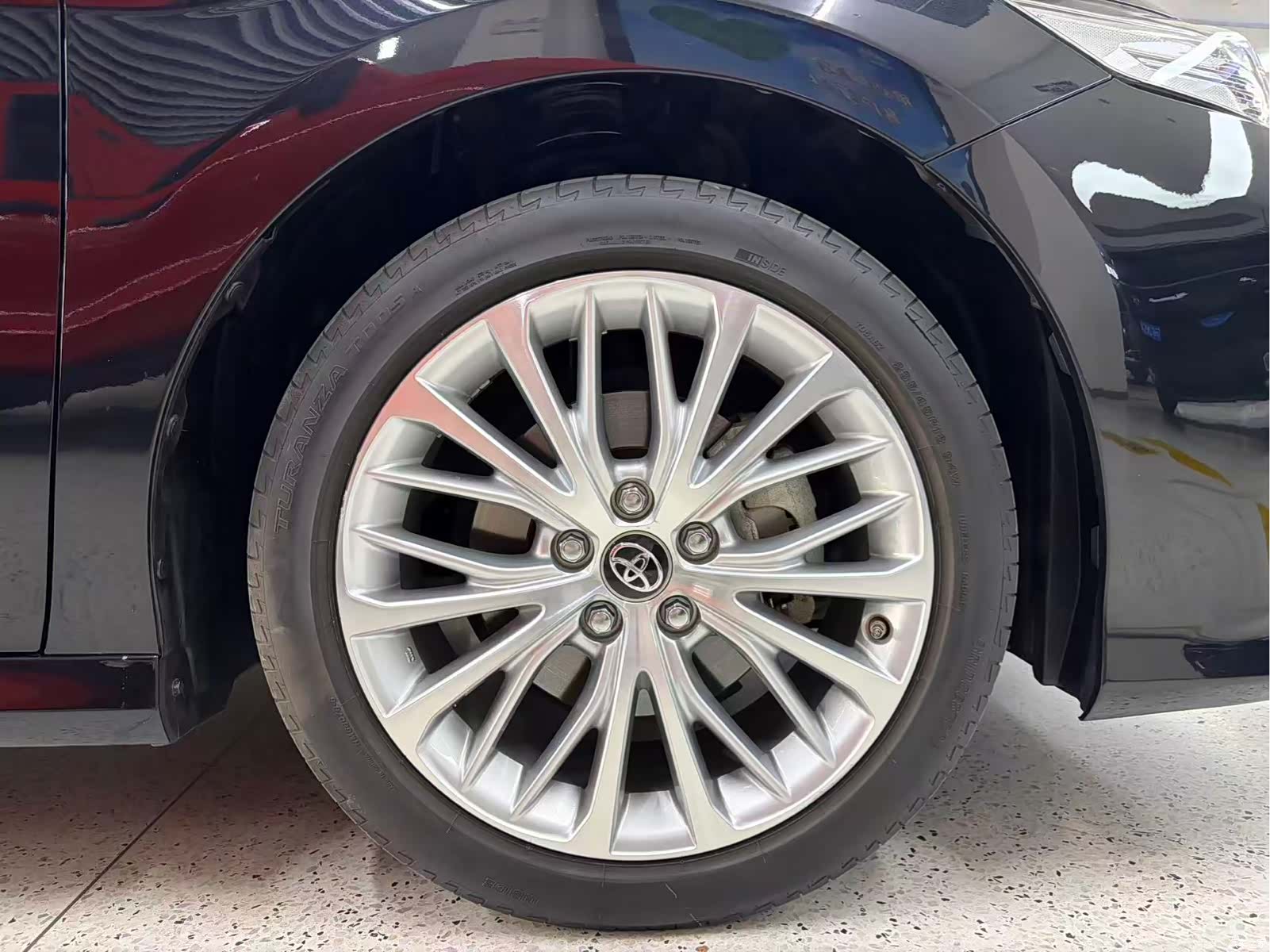 Toyota Camry, 2019 15
