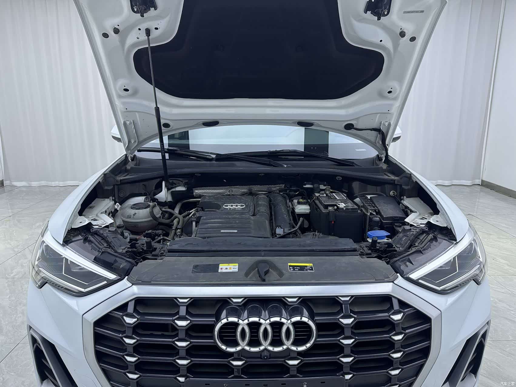 Audi Q3, 2022 16