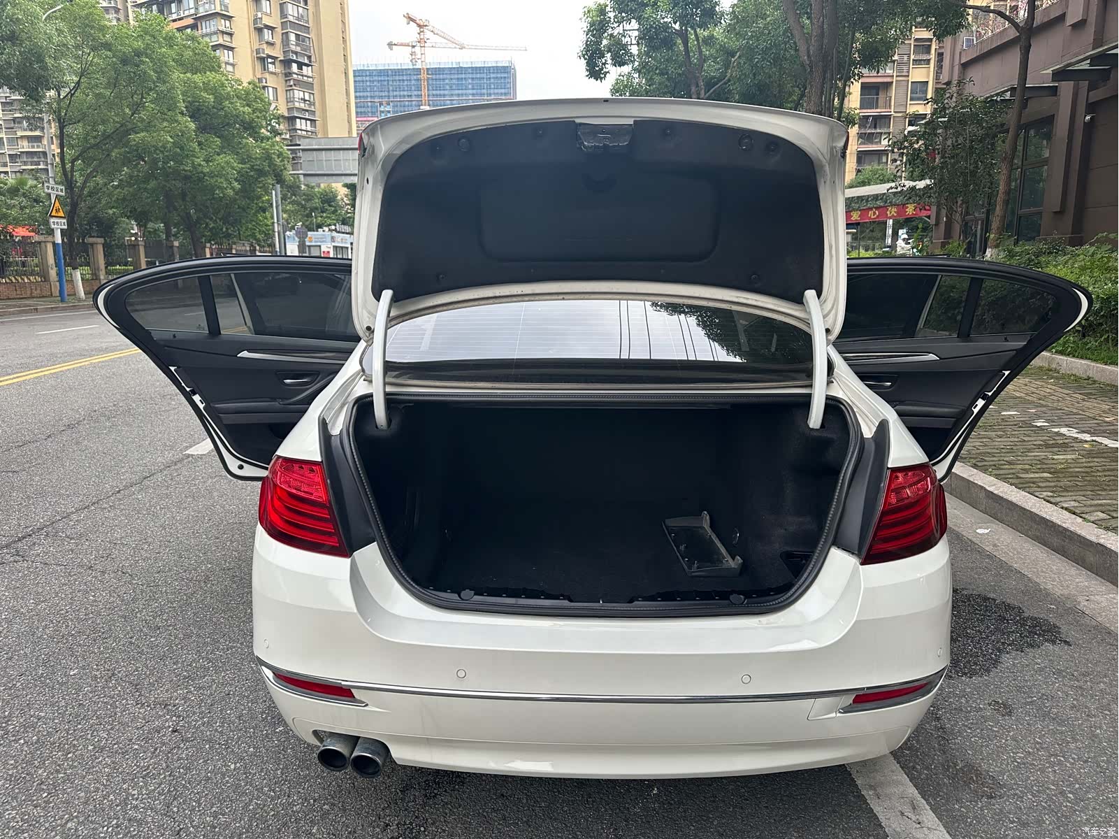 BMW 5 Series, 2016 15
