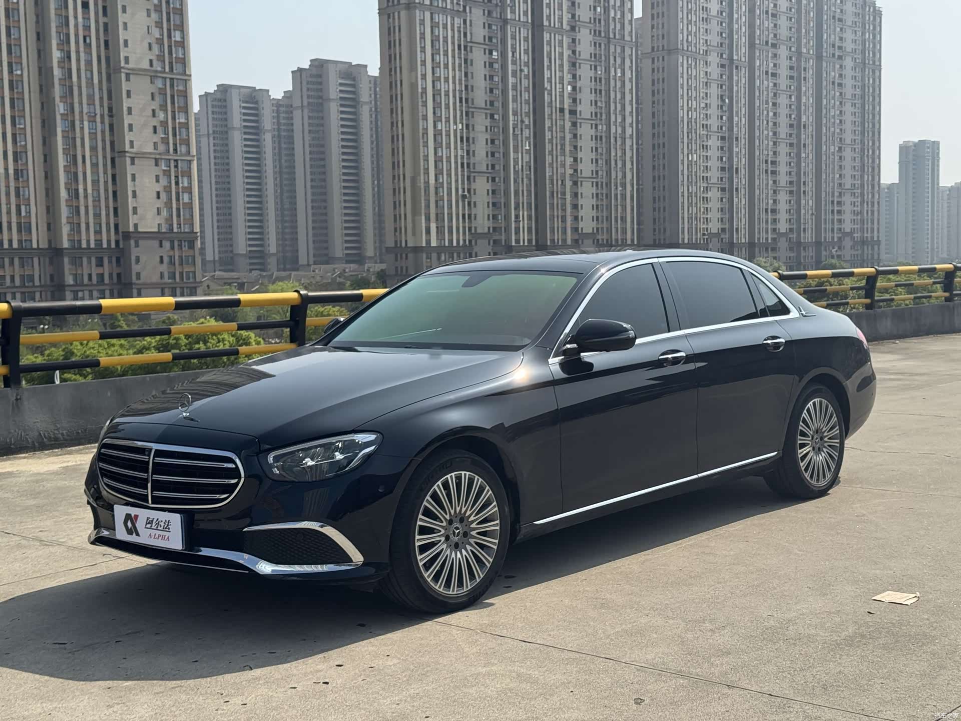 Mercedes-Benz E-Class, 2023 1