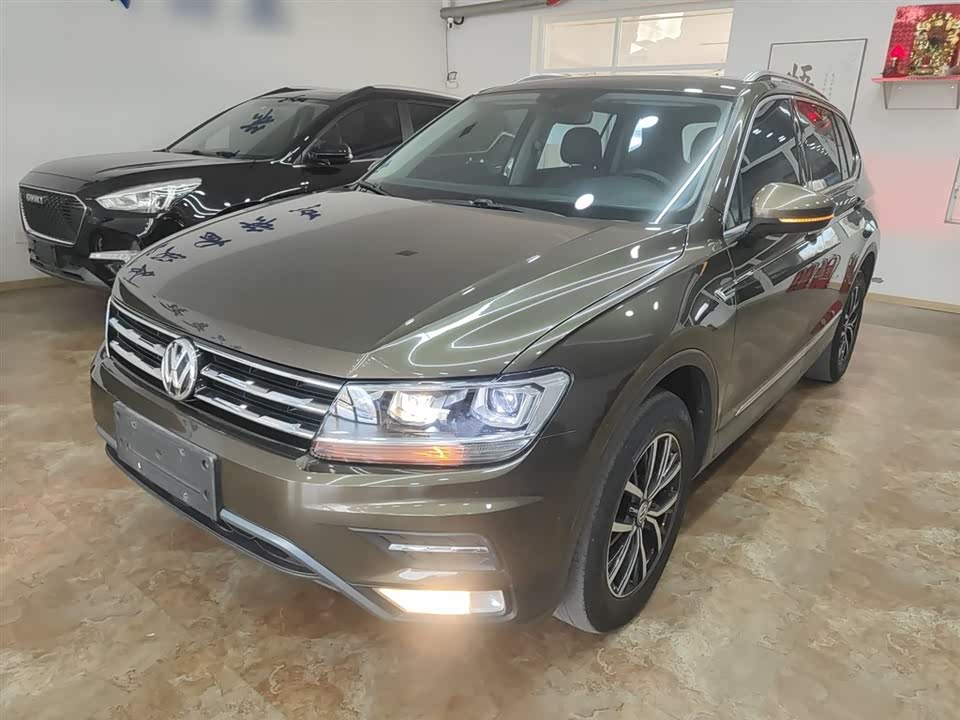 Volkswagen Tiguan L