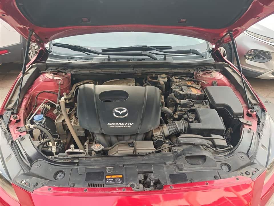 Mazda 3 Angkesaila