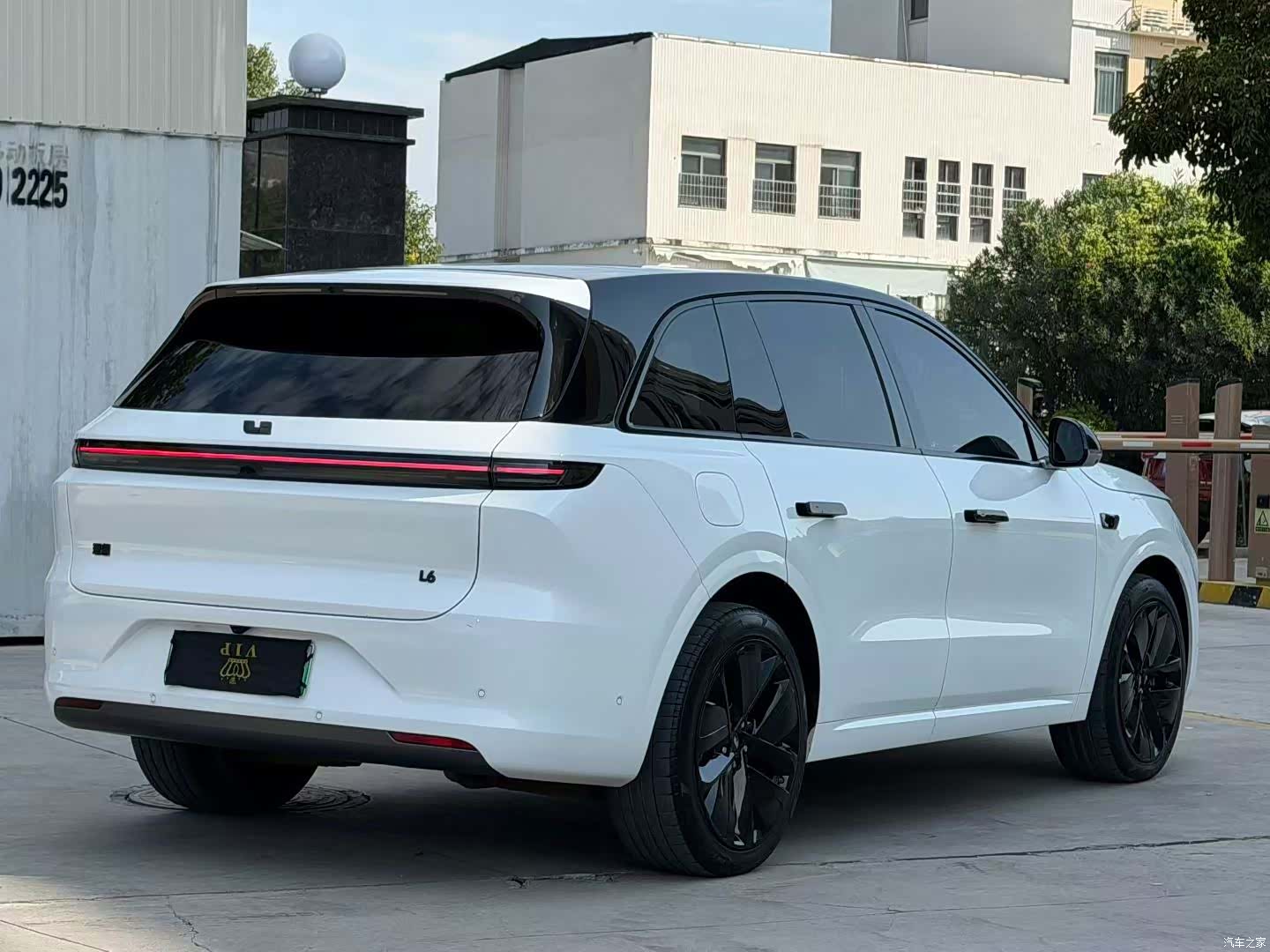 Li Auto L6, 2024 7
