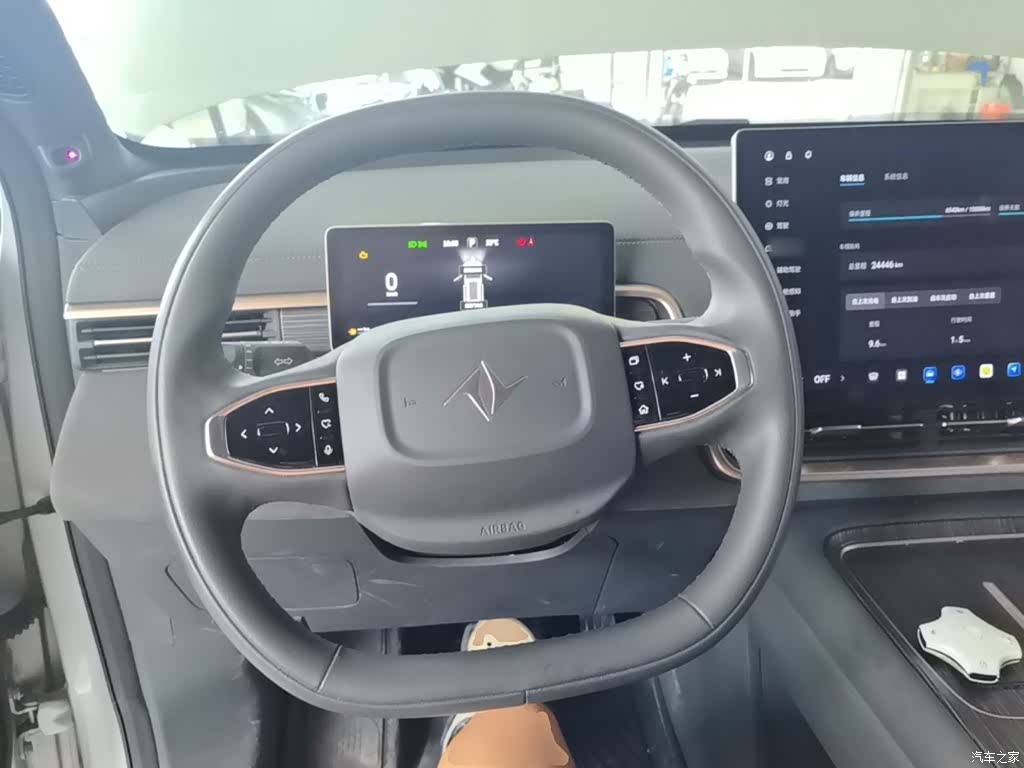 DongFeng eπ008, 2024 11