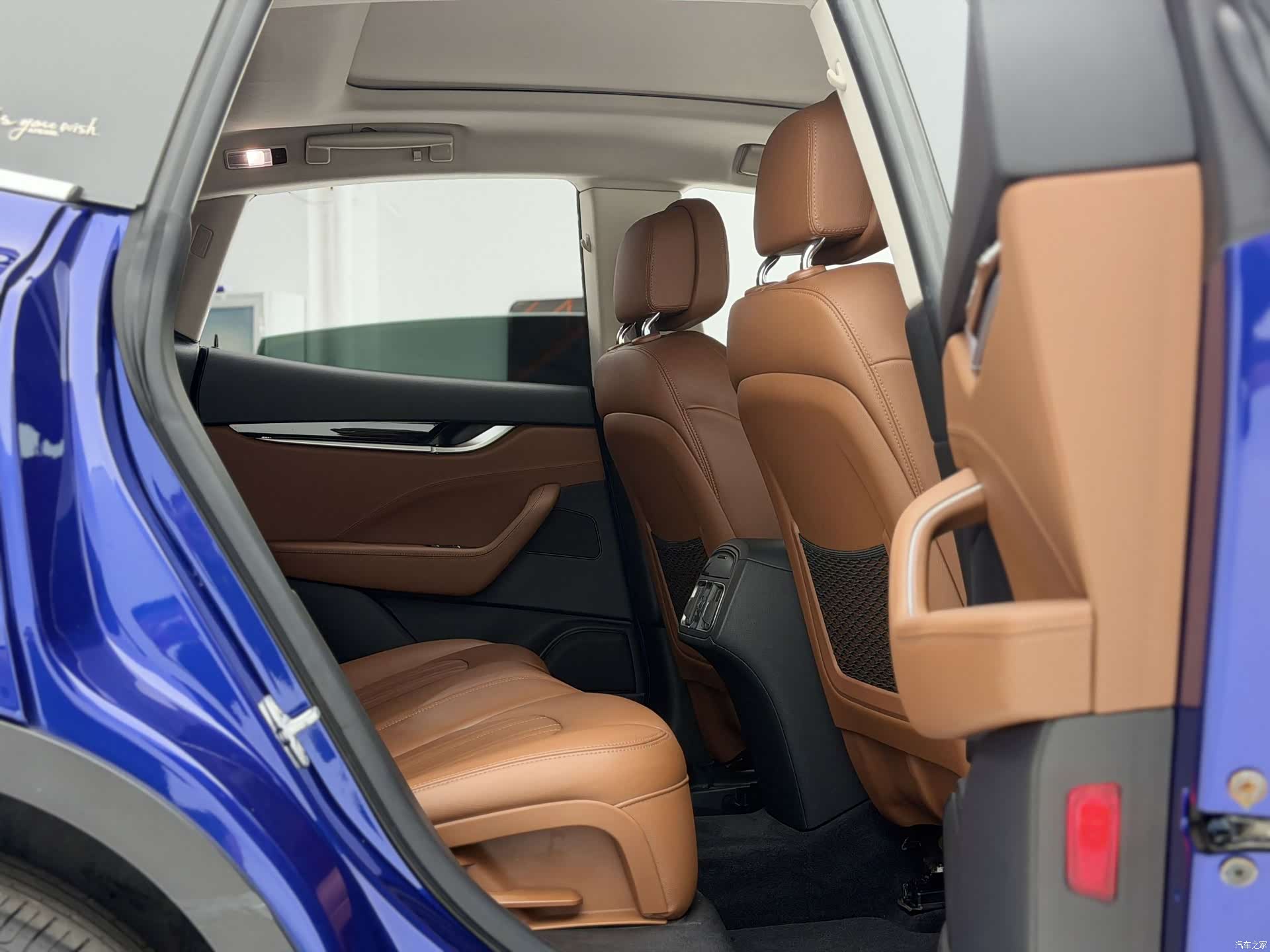 Maserati Levante, 2018 12