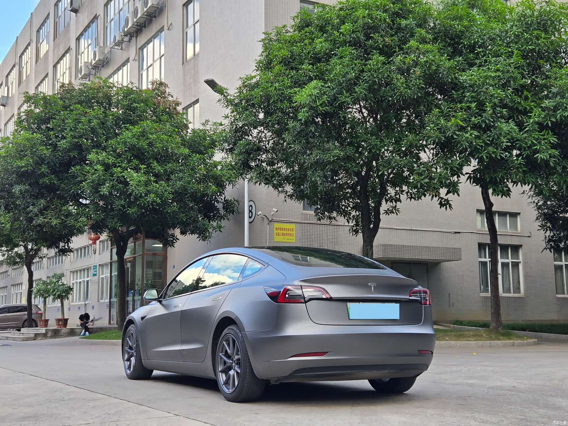 Tesla Model 3, 2021 6