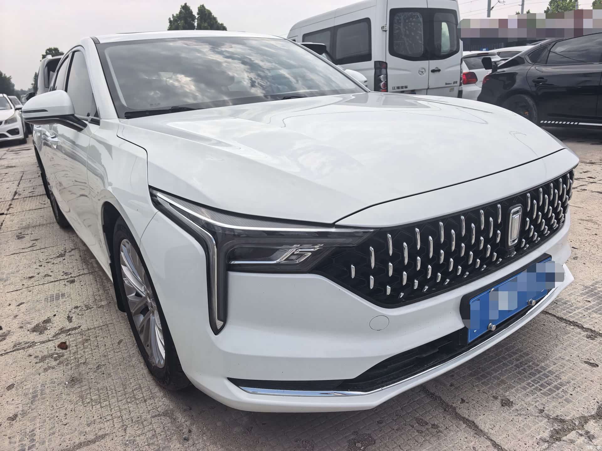 Bestune B70, 2023 3