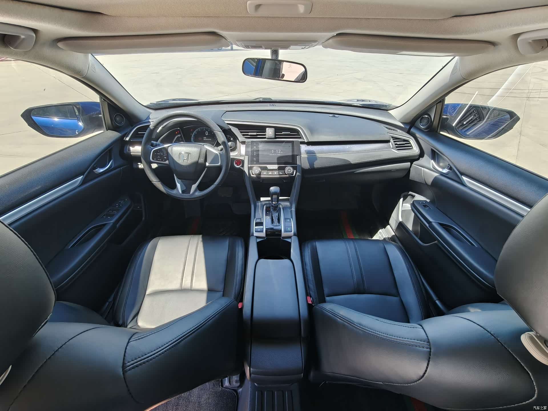 Honda Civic, 2018 все фото