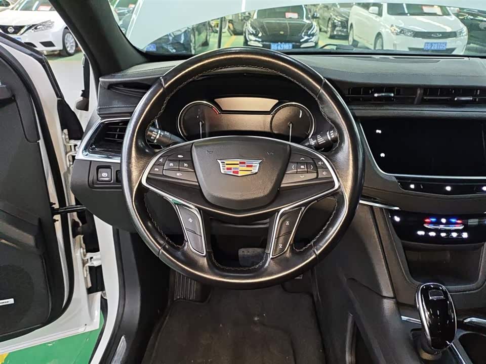 Cadillac XT5