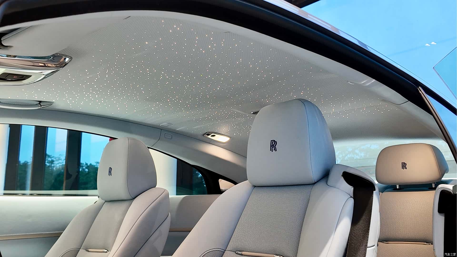 Rolls-Royce Wraith, 2021 9