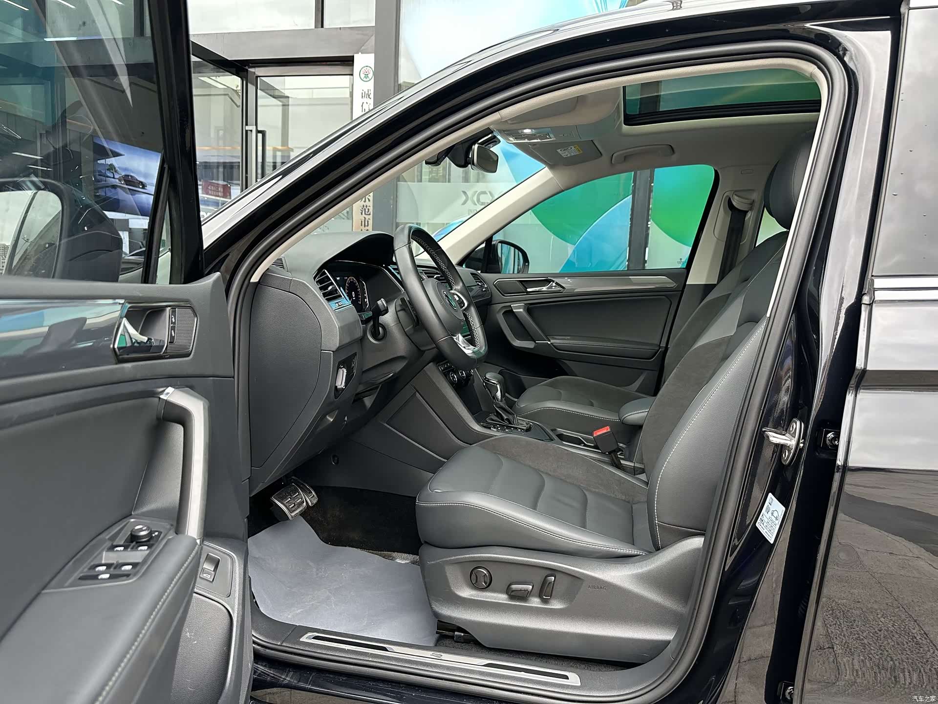 Volkswagen Tiguan L, 2021 13