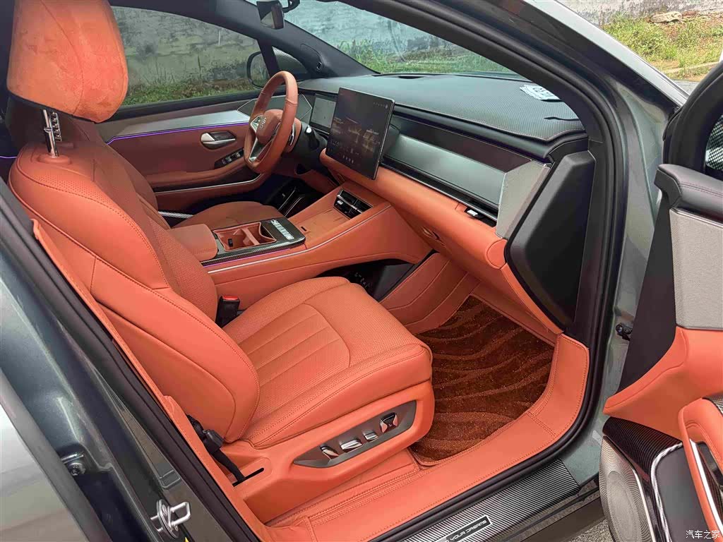 BYD Tang, 2025 10