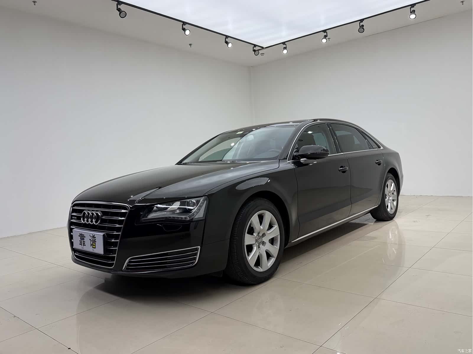 Audi A8L, 2014 1