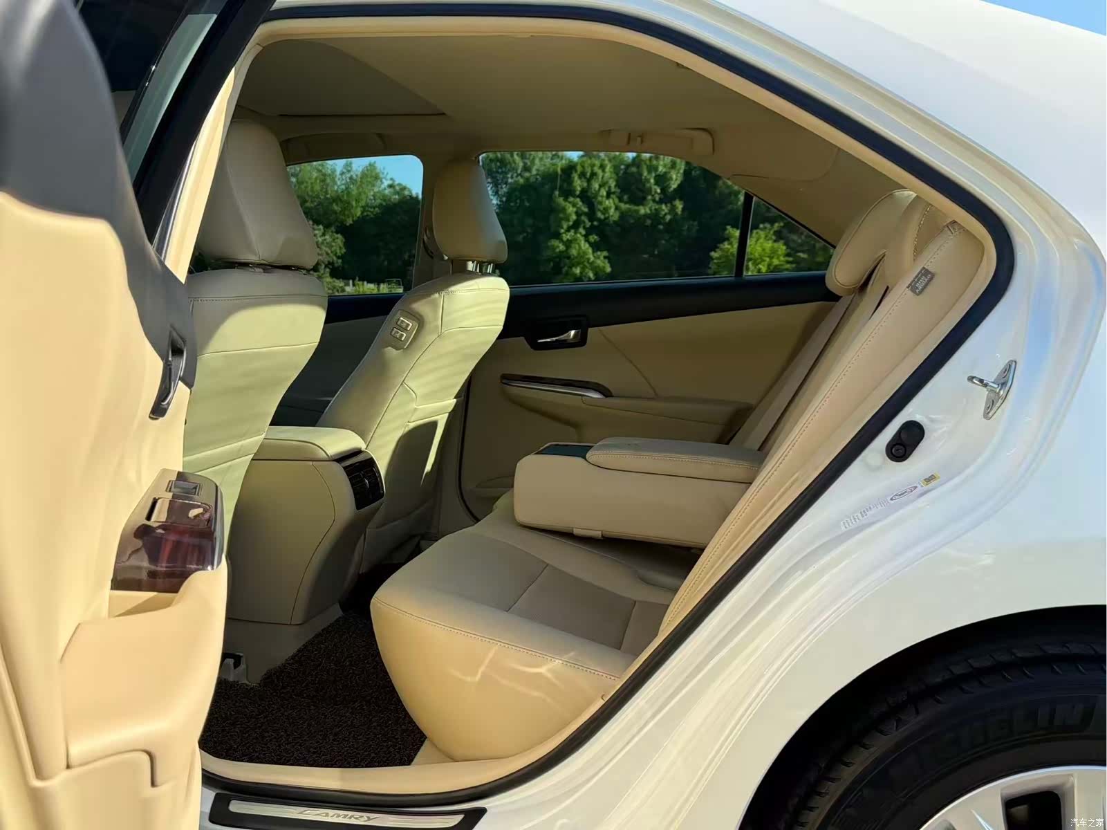 Toyota Camry, 2016 7