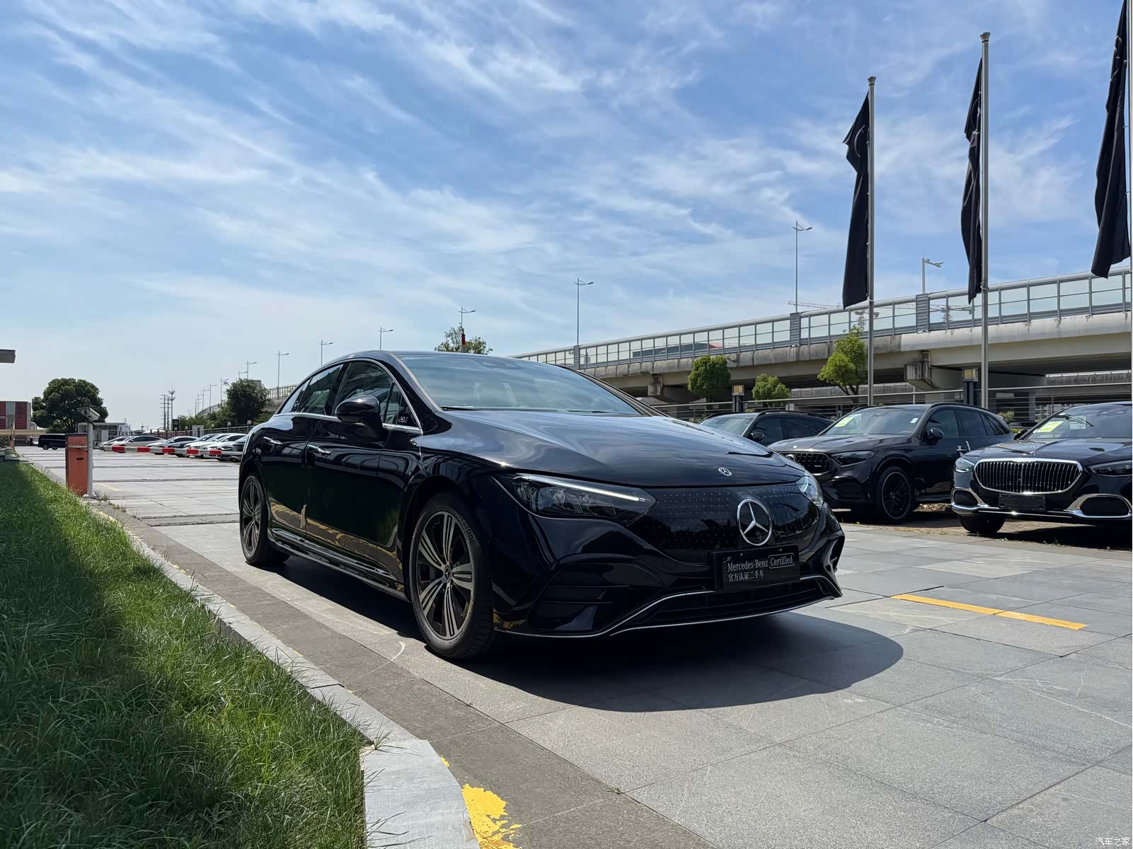 Mercedes-Benz EQE, 2025 3