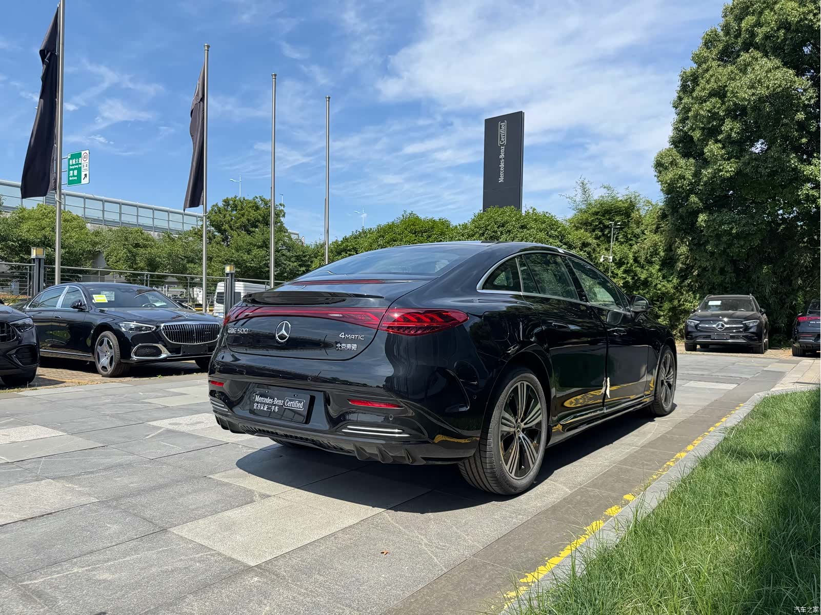 Mercedes-Benz EQE, 2025 18
