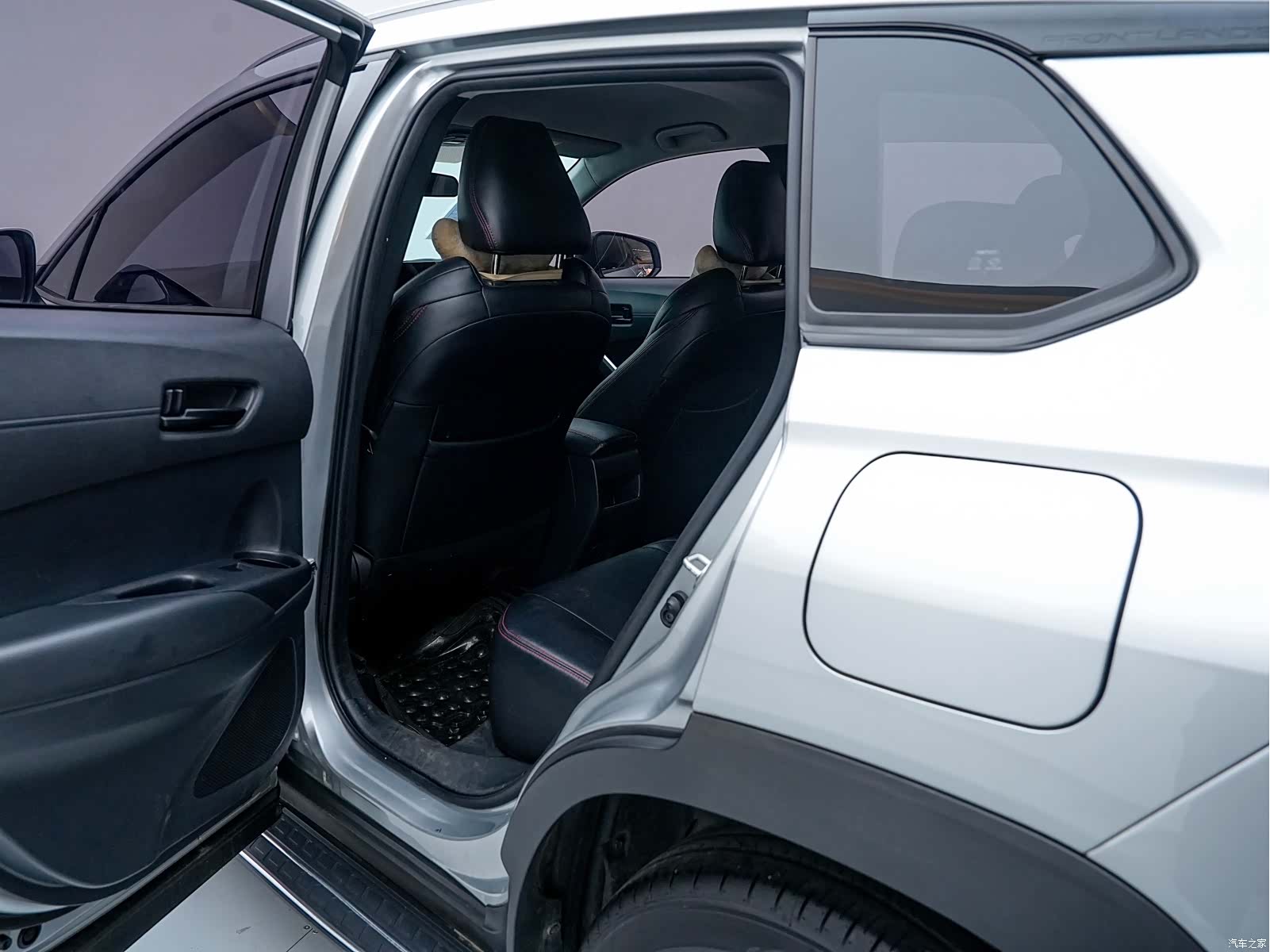 Toyota Frontlander, 2023 18