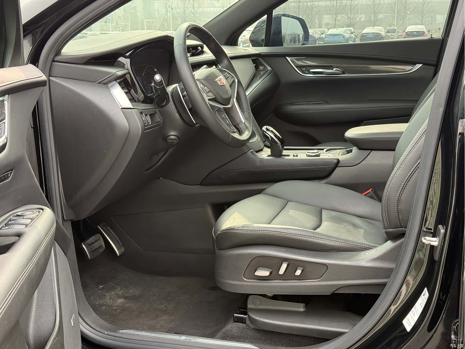 Cadillac XT5, 2023 4
