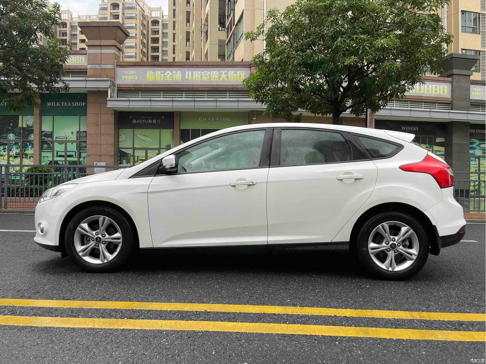 Ford Focus, 2014 4
