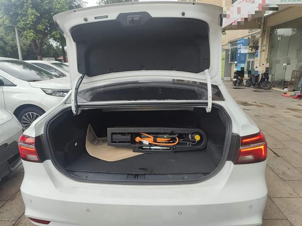 Roewe i6 Roewe i6