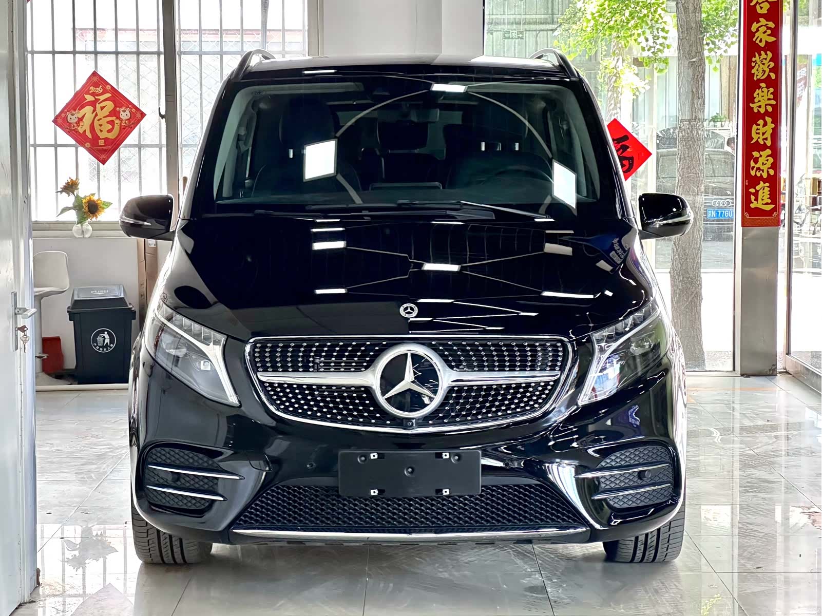 Mercedes-Benz V-Class, 2024 2