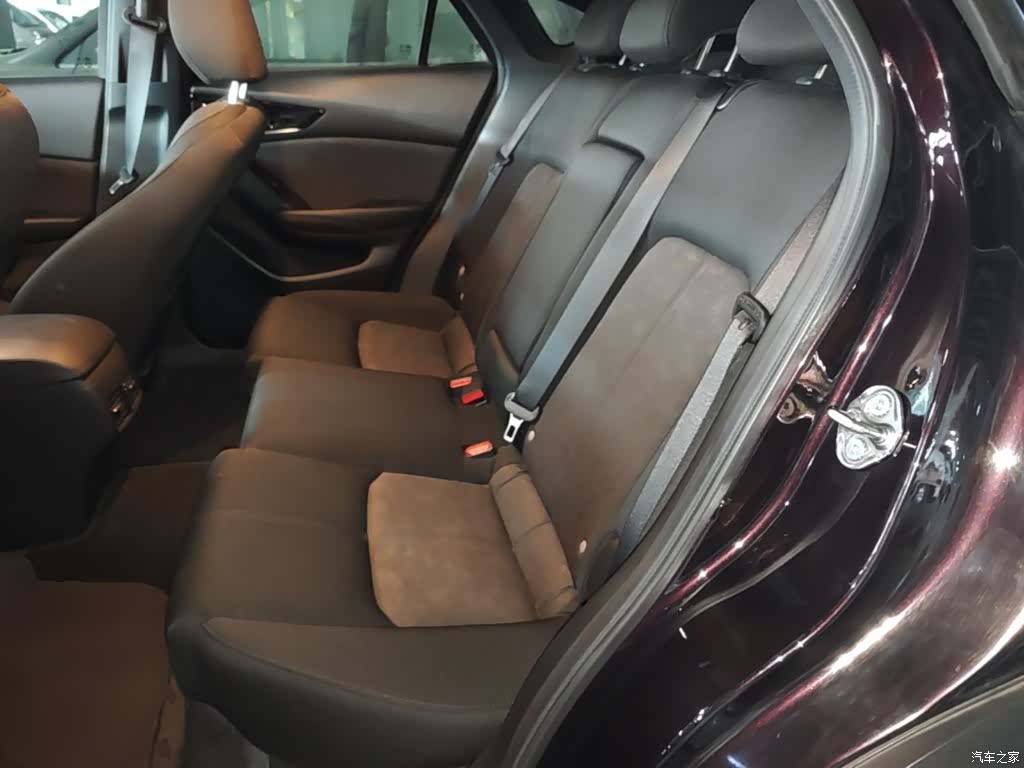 Mazda CX-4, 2021 17