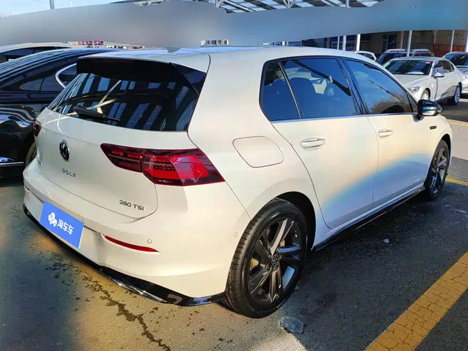 Volkswagen golf