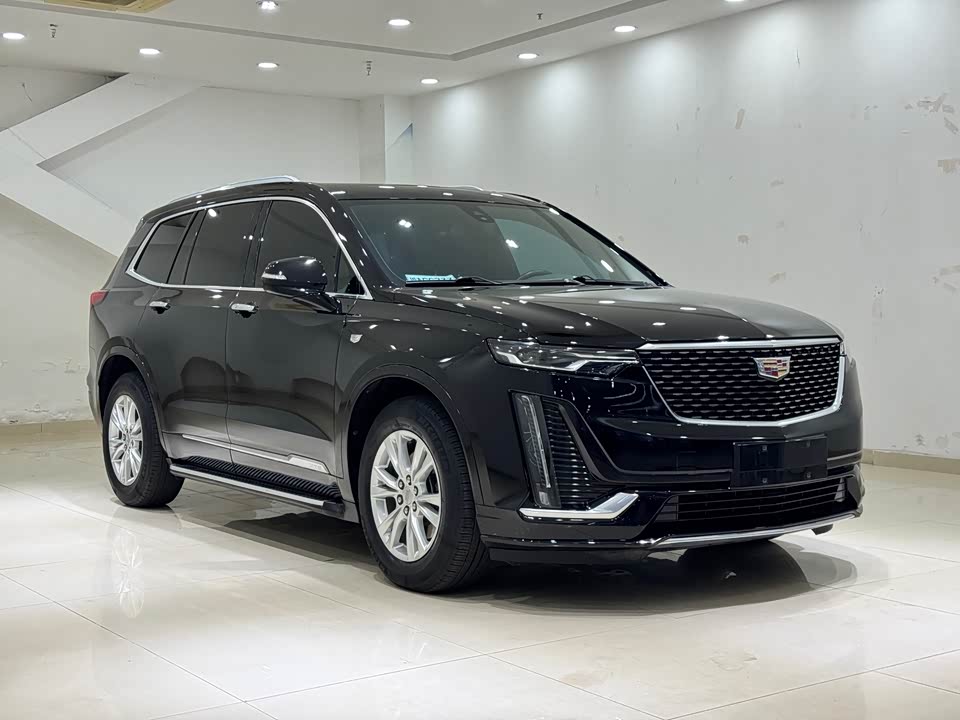 Cadillac XT6