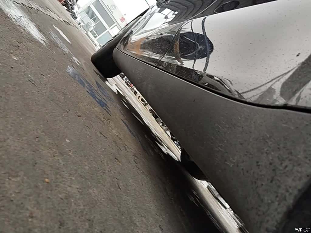 Tesla Model Y, 2024 22