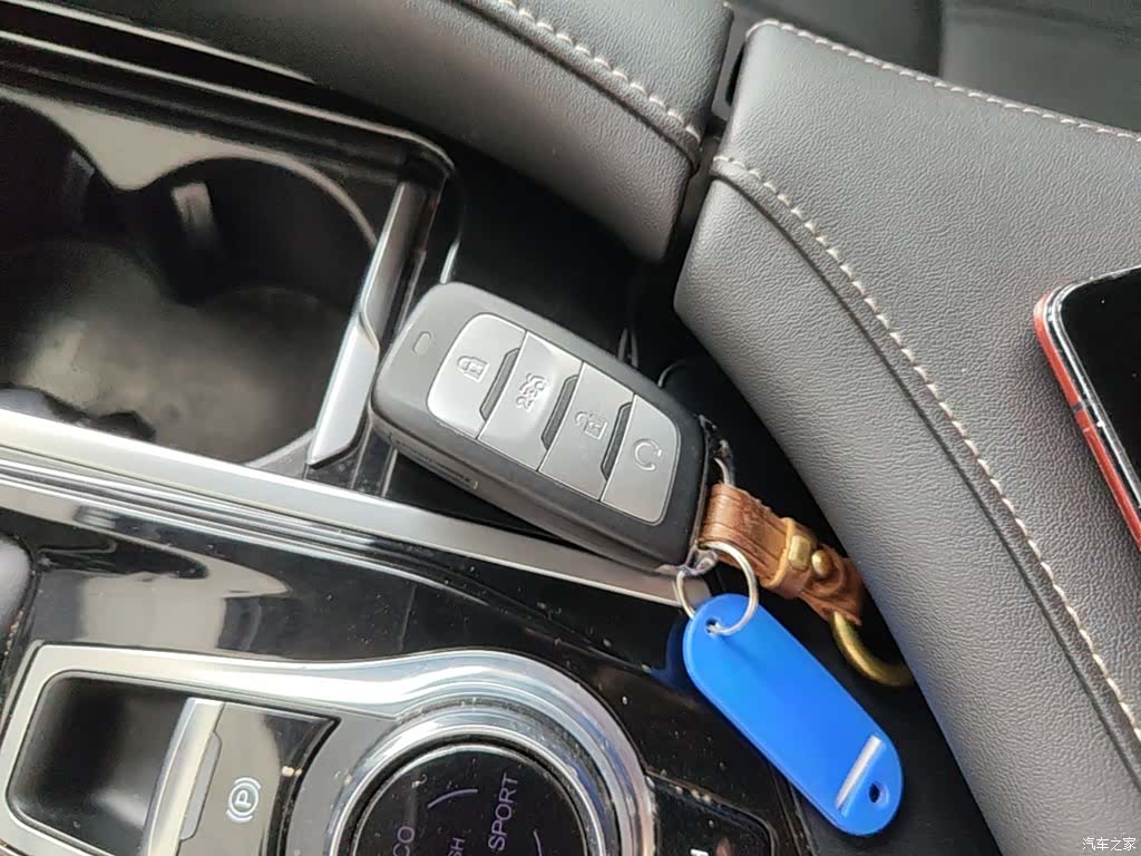 Changan CS95, 2022 9