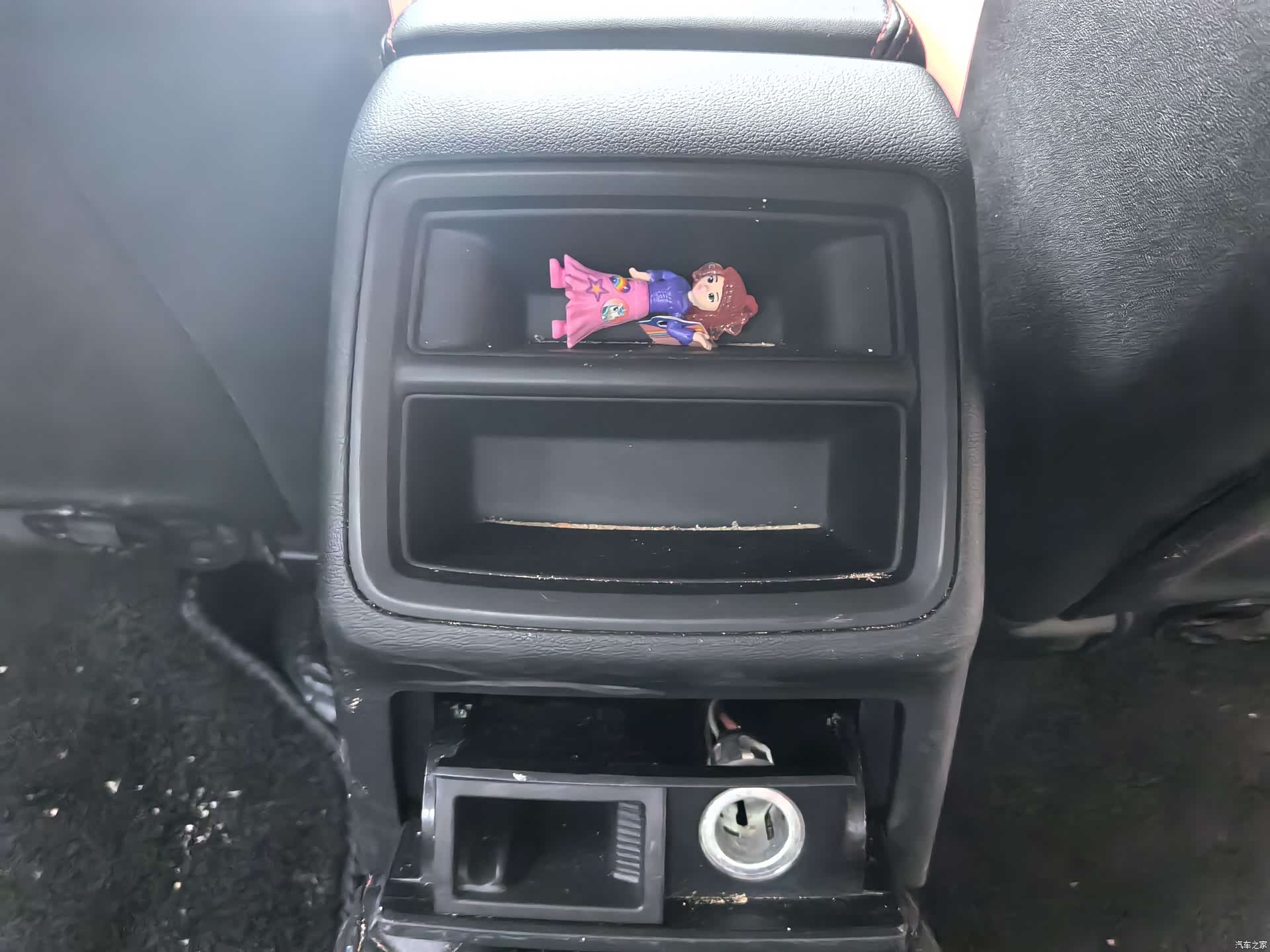 Audi A4L, 2017 30