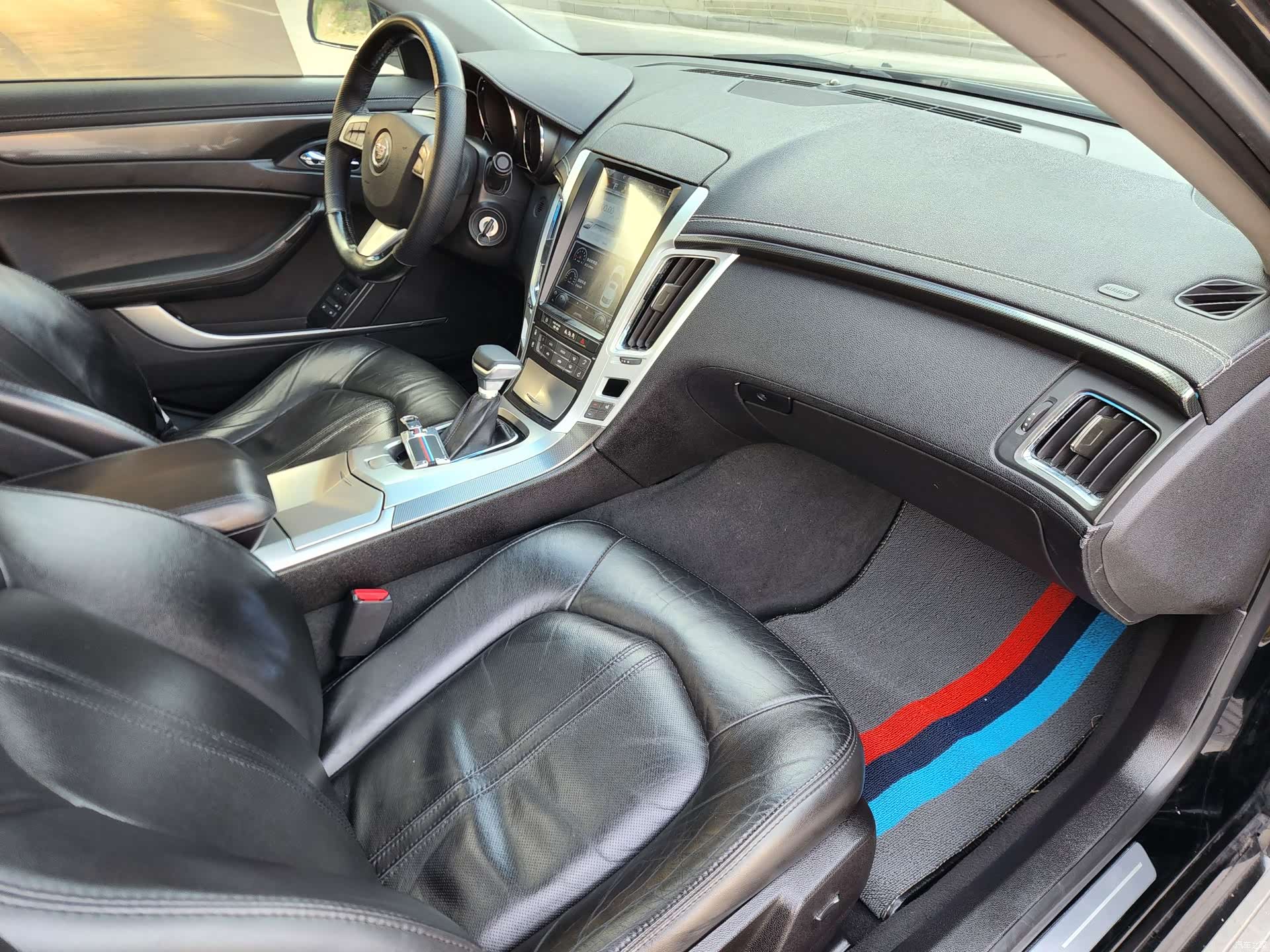 Cadillac CTS, 2010 7