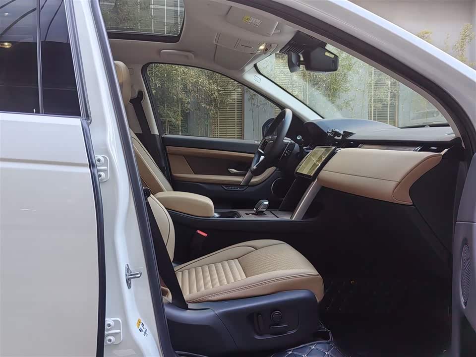 Land Rover Discover sports