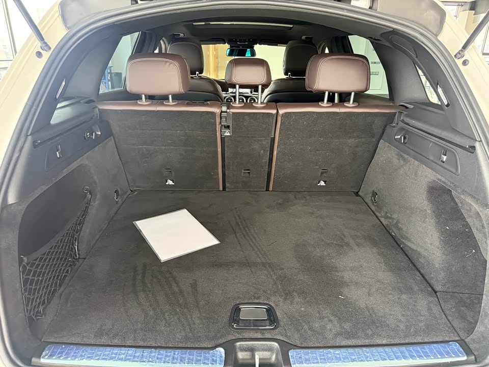 Mercedes-Benz GLC Mercedes-Benz GLC