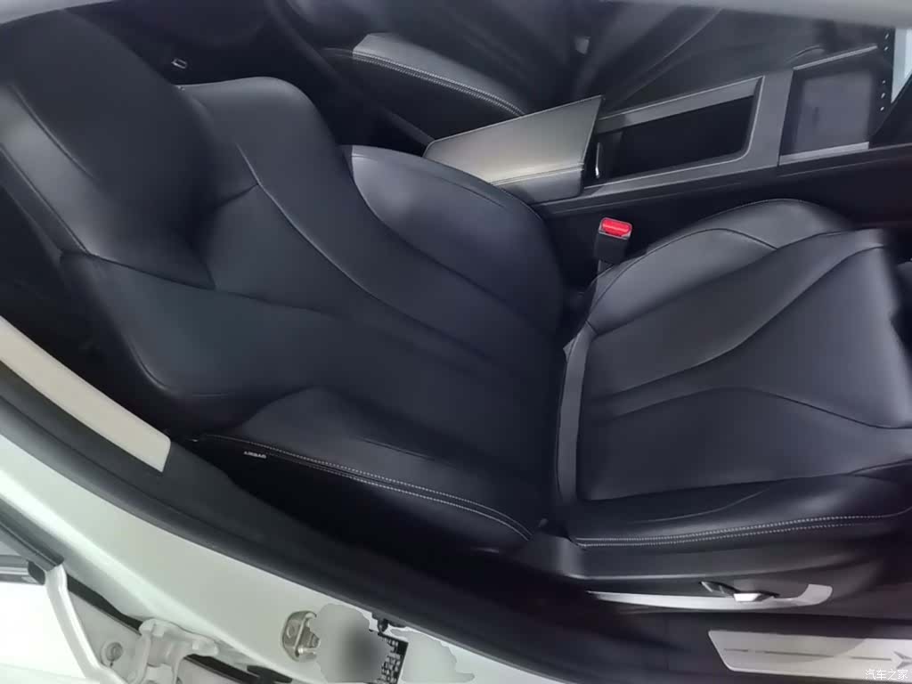Xpeng G3i, 2021 25