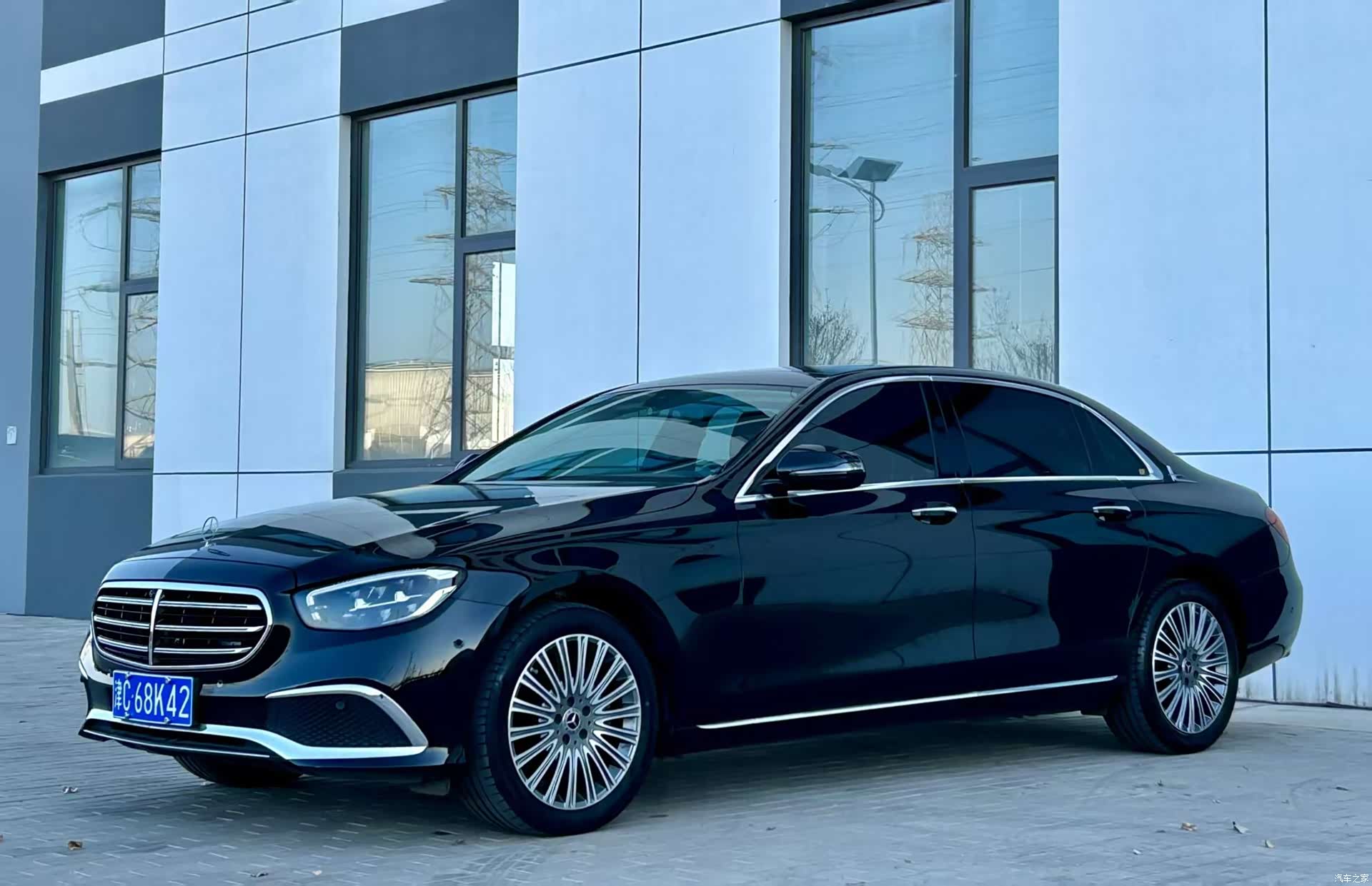 Mercedes-Benz E-Class, 2023 2